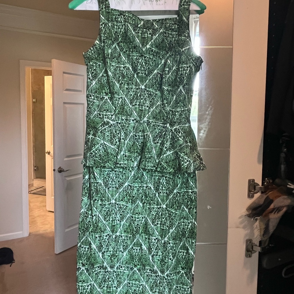 Nine West Green and White Sheath Midi Dress